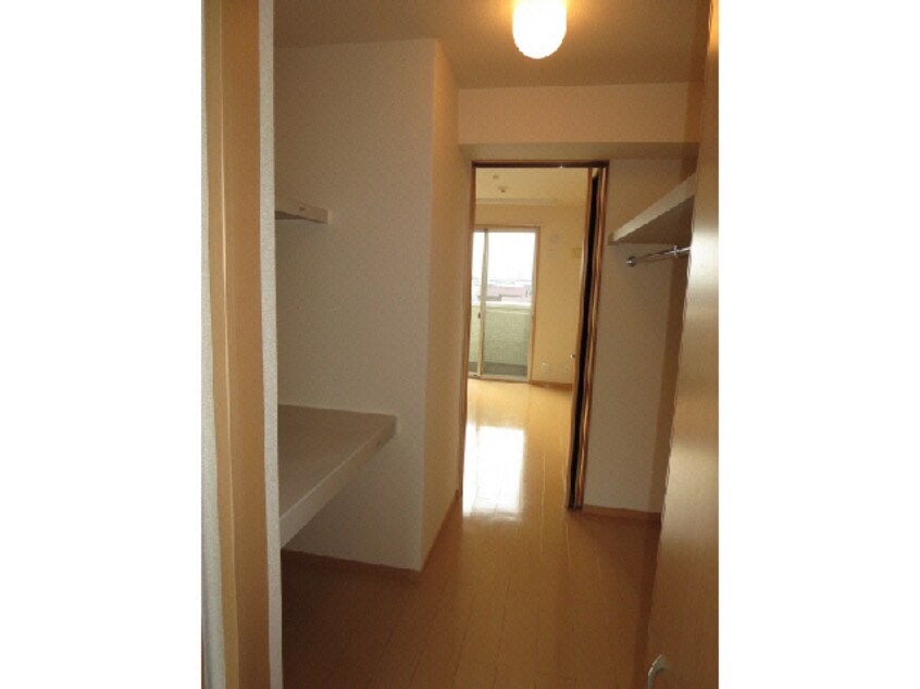  ランド アクシス高井