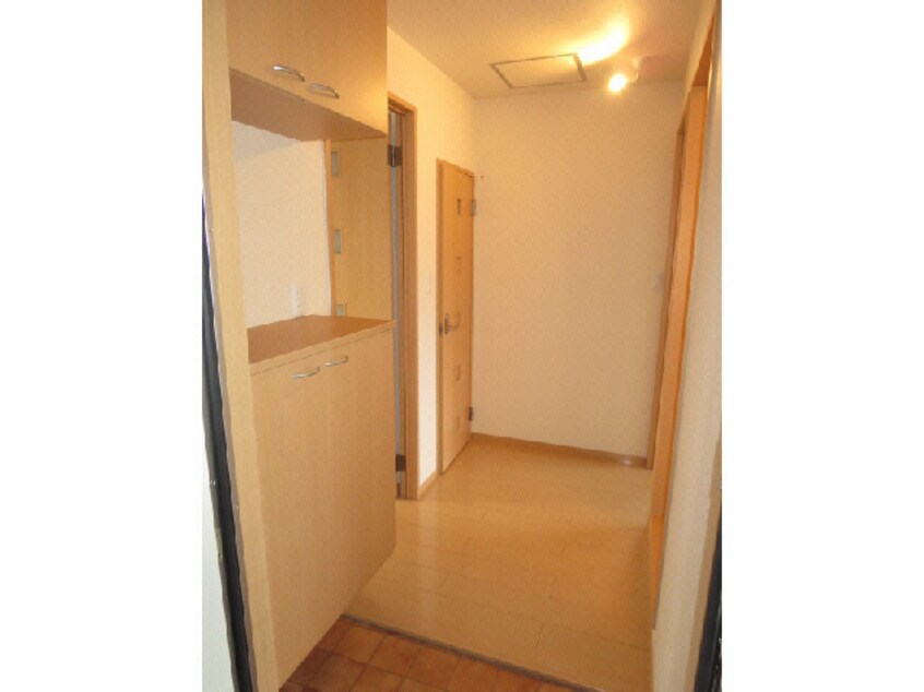  ランド アクシス高井