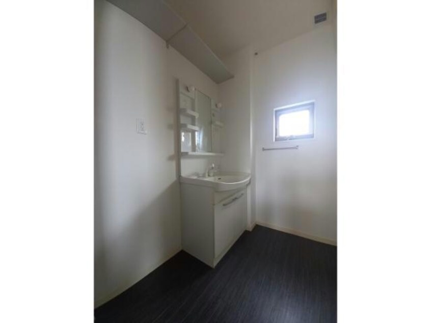  山陽本線（中国）/防府駅 バス5分柳原下車:停歩10分 1階 築17年