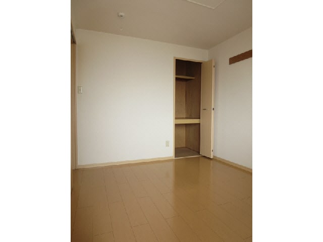  ファミールロジュマンＡ