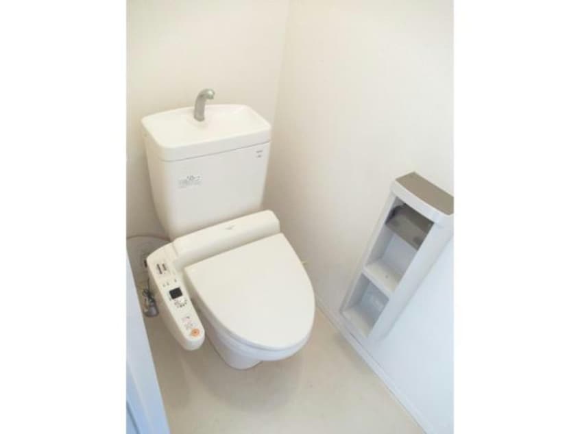  山陽本線（中国）/防府駅 バス15分自衛隊前下車:停歩7分 1階 築18年