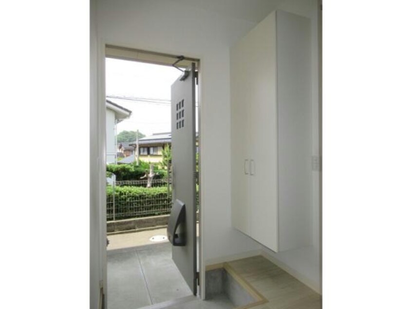  山陽本線（中国）/防府駅 バス15分自衛隊前下車:停歩7分 1階 築18年