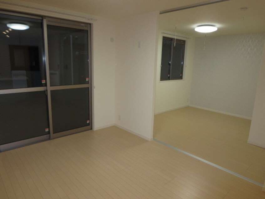  シャーメゾン華浦