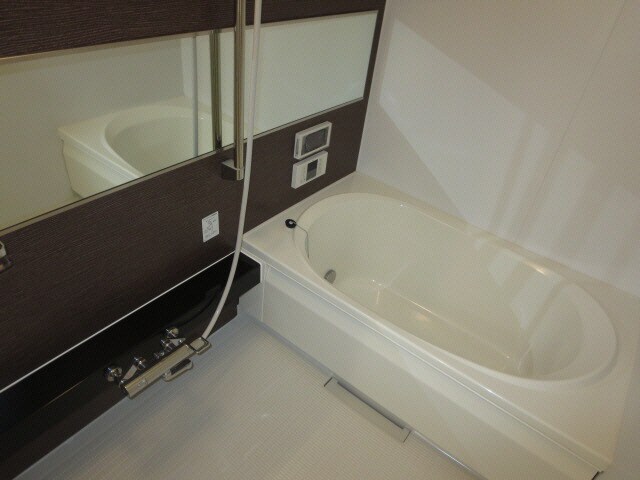  シャーメゾン華浦