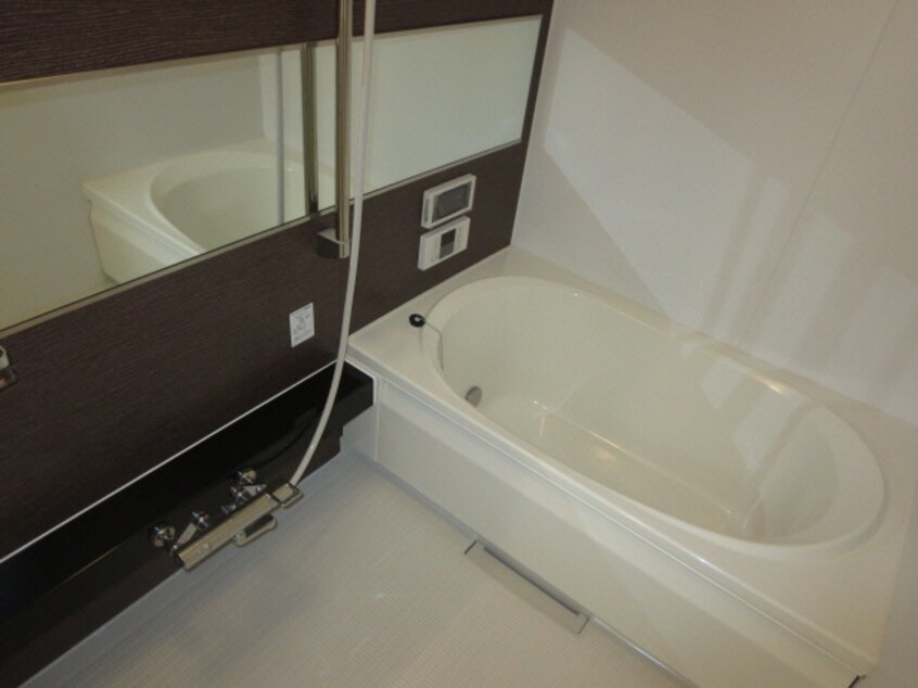  シャーメゾン華浦