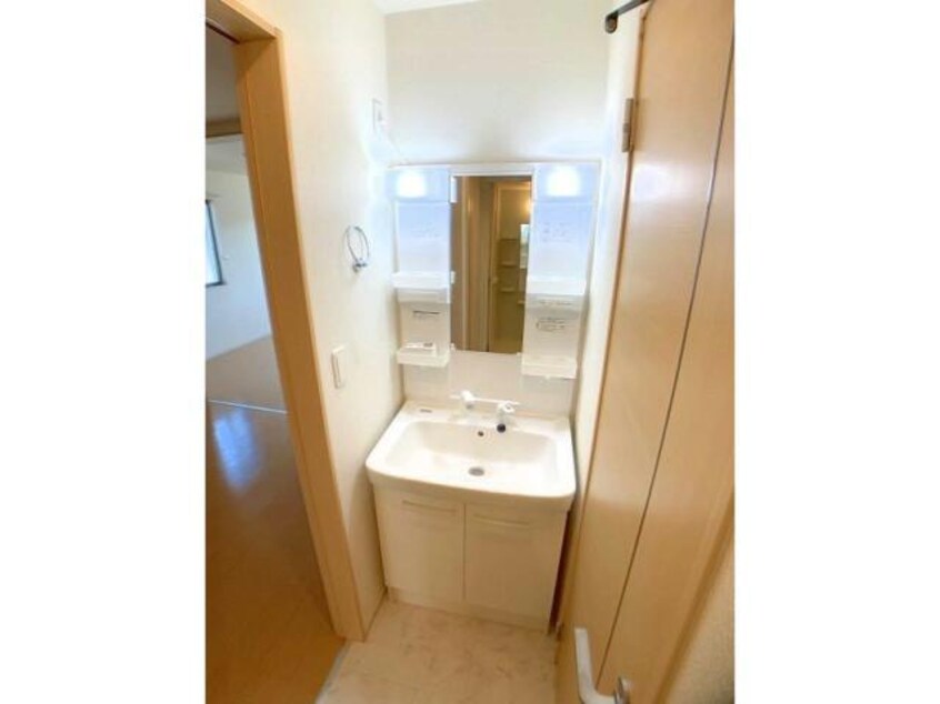  アンソレイエⅢ号館