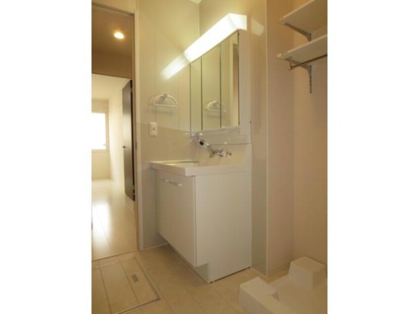  セントラル　レジデンス　B棟