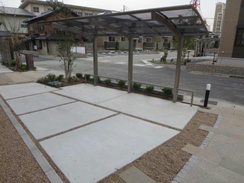  セントラル　レジデンス　E棟