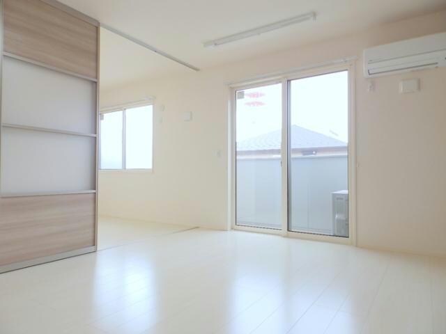  セントラル　レジデンス　E棟