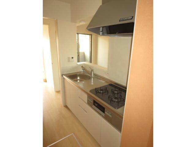  メゾン・ド 沖今宿　B