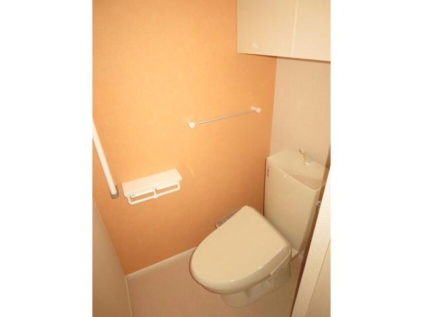  メゾン・ド 沖今宿　B