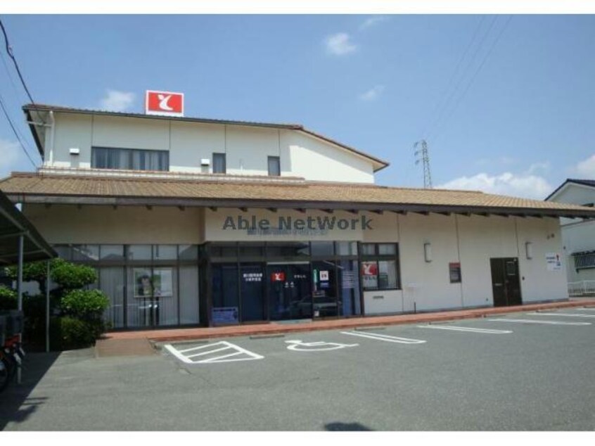 豊川信用金庫小坂井支店伊奈出張所(銀行)まで1047m スカイコート佐脇原