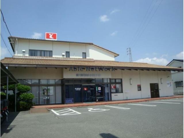 豊川信用金庫小坂井支店(銀行)まで464m ディルーエ