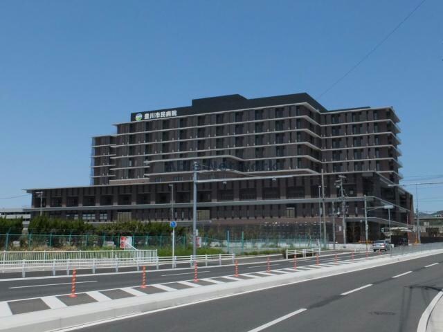豊川市民病院(病院)まで1625m カーサ・フロイデ