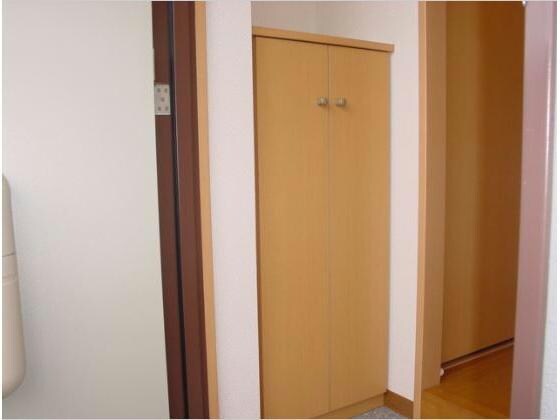  アインシュロス