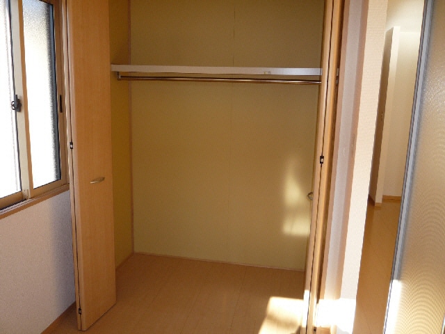  モナリエ野路