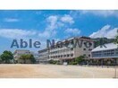 豊川市立中部中学校(中学校/中等教育学校)まで1250m エラク１０９