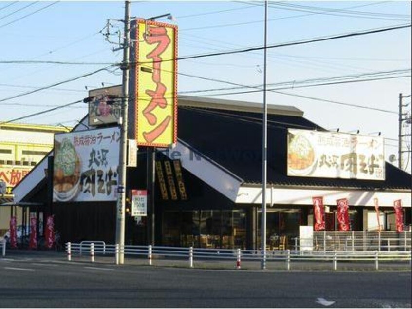 丸源ラーメン豊川店(その他飲食（ファミレスなど）)まで397m ソシア城下
