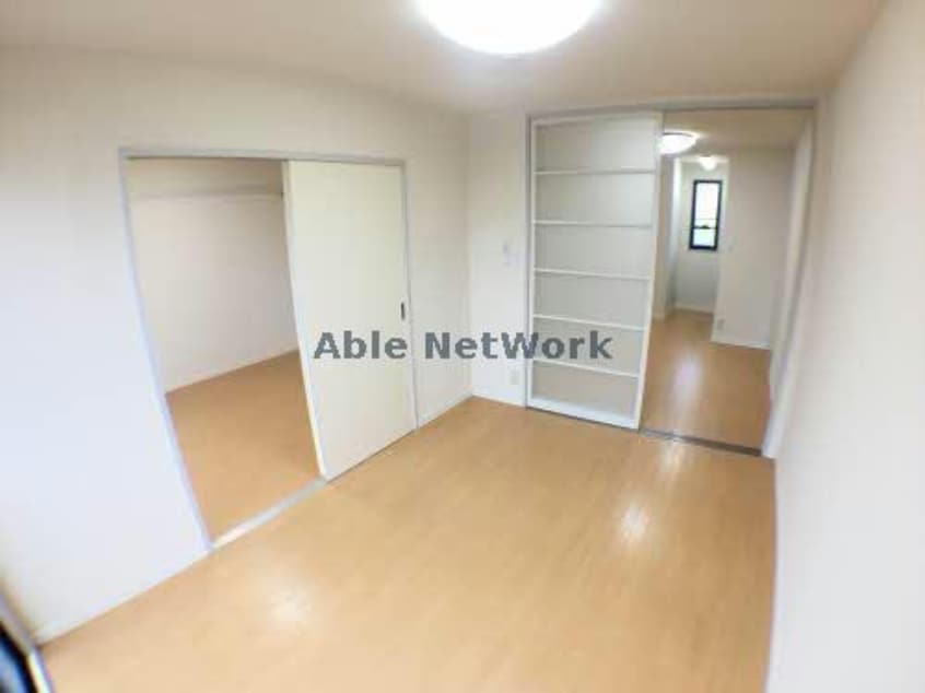  クレストアベニュー西香ノ木