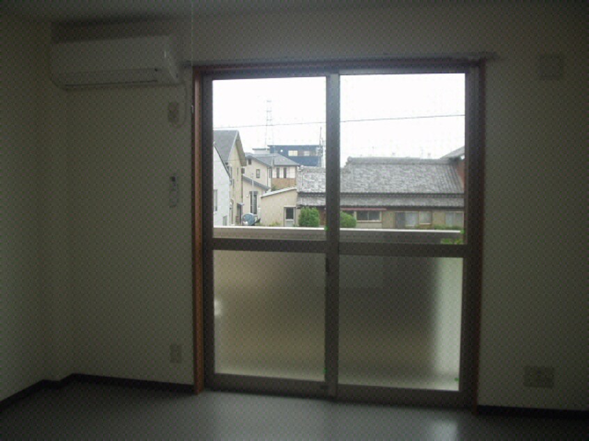  ＳＵＮＮＹ　ＣＯＳＭＯ