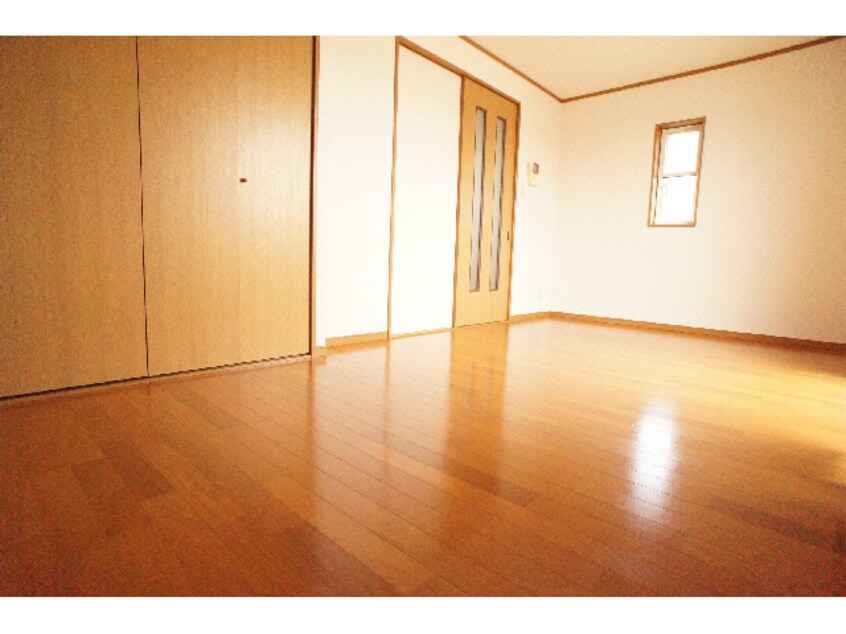  ラフォーレ新屋敷