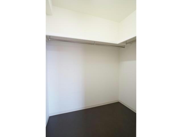 沢山ある衣類もすっぽり収納♪ グランドガーデンインペリアル