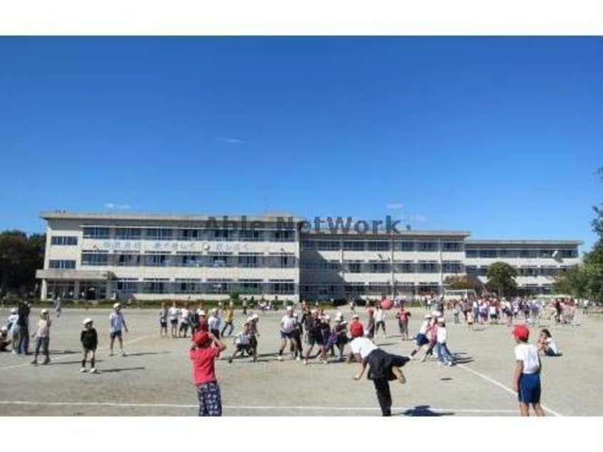 豊川市立豊小学校(小学校)まで675m ビブレストⅣ