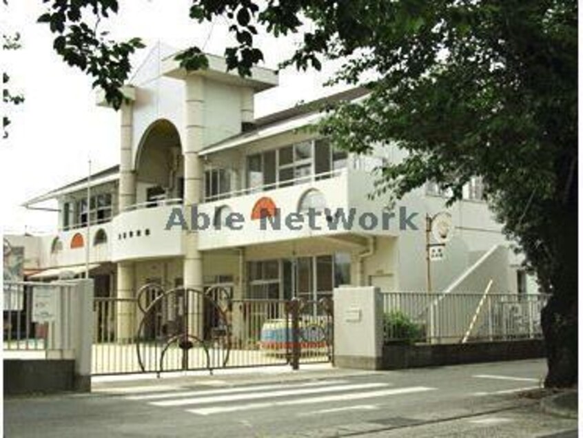 美園こども園(幼稚園/保育園)まで466m グランソレイユ