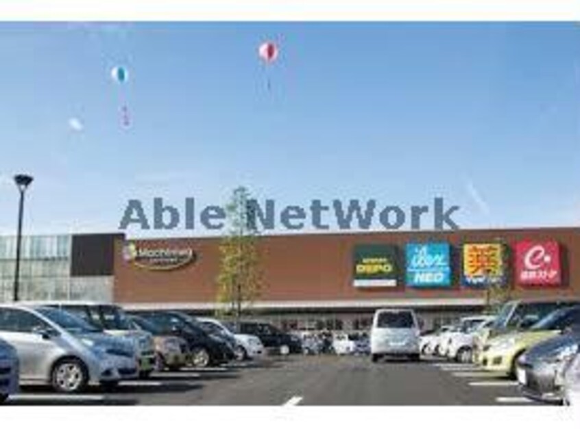 遠鉄ストア豊川店(スーパー)まで575m ソレイユ四ツ谷A