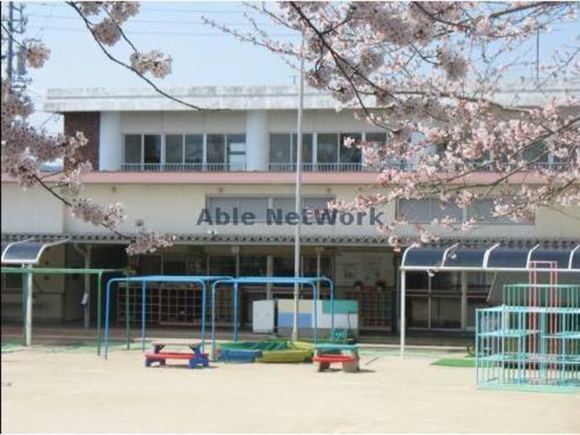 桜町保育園(幼稚園/保育園)まで558m フェアリーテイルⅡ