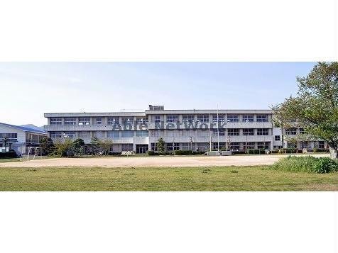 豊川市立一宮南部小学校(小学校)まで2848m ハラマキハイツE