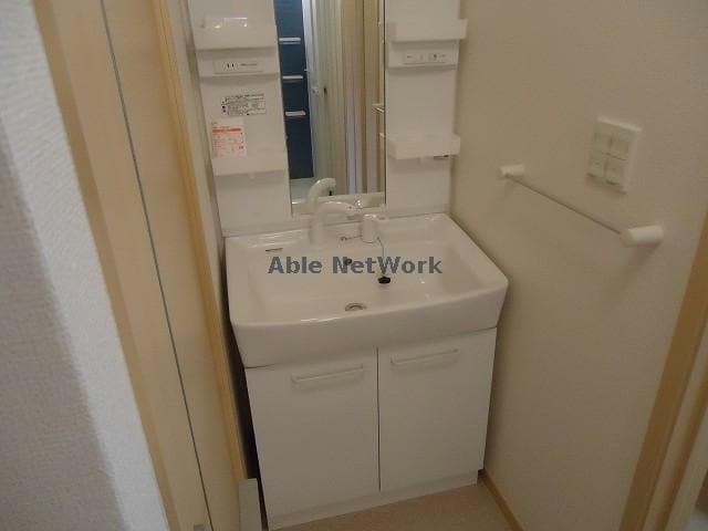  ローマアリエスＥ