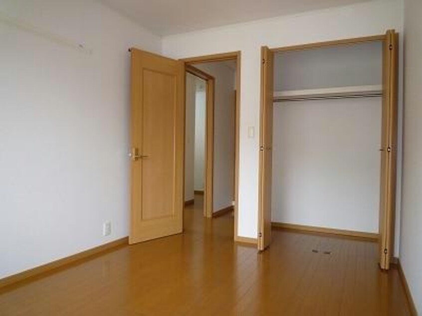  カレントヒルズＣ