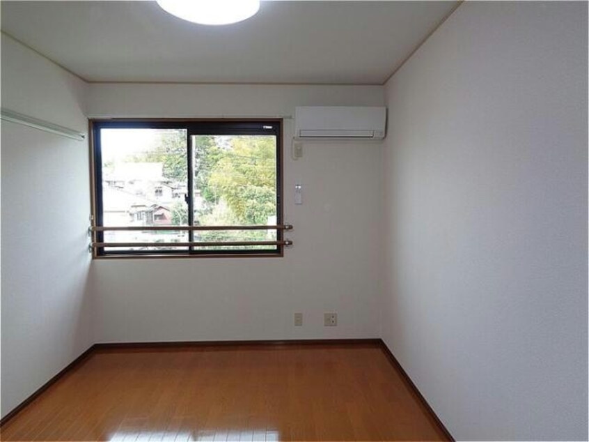  サンパティークＡ