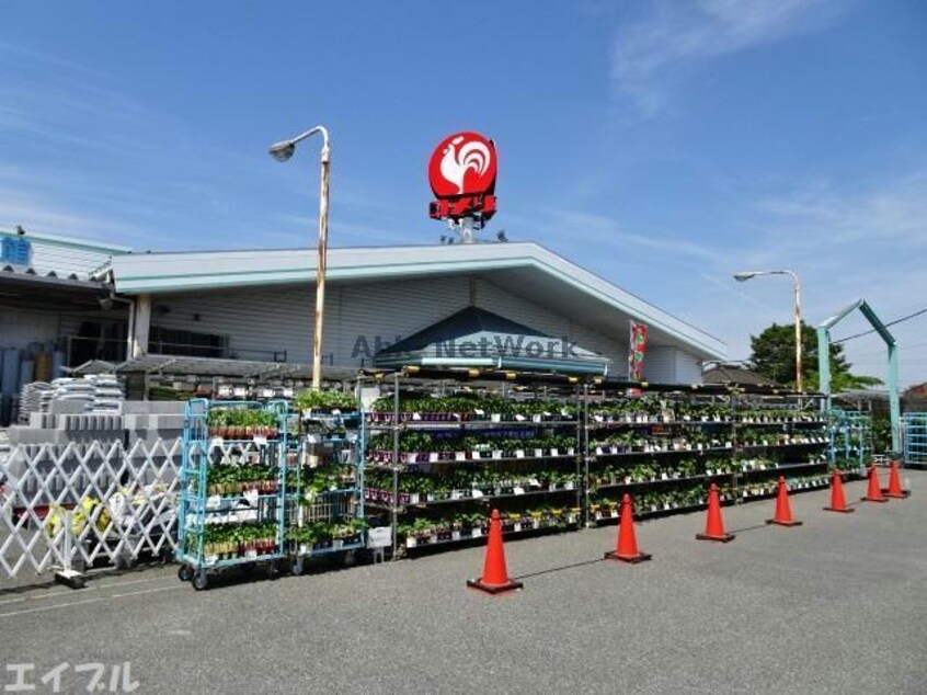 コメリハード＆グリーン横田店(電気量販店/ホームセンター)まで853m アーヴァンベールＢ