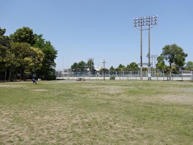 八幡運動公園(公園)まで183m ジュネスコート