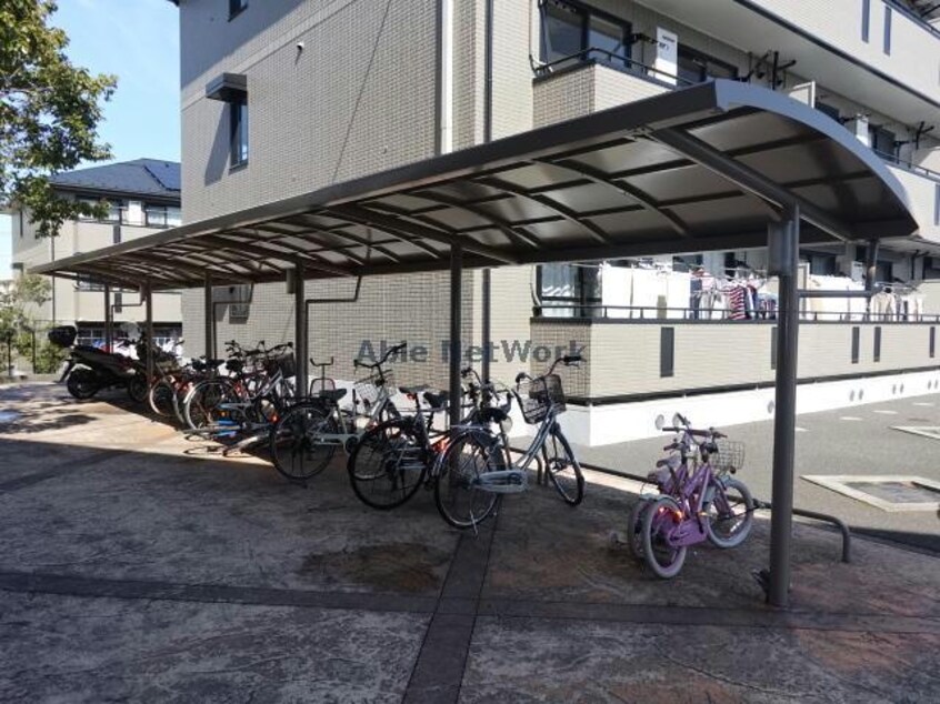  フォレストヒルズＢ