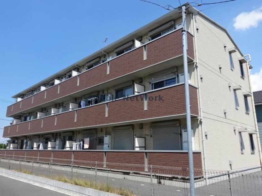  イーストパレス