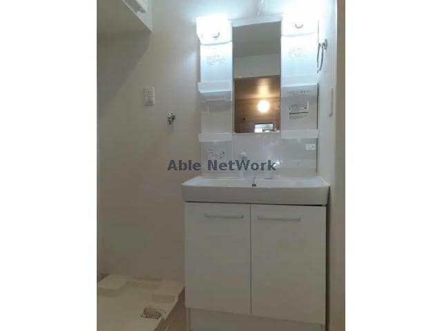  オリエンタルコートＢ