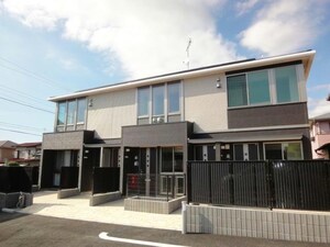 ユニヴァリィ　パレス