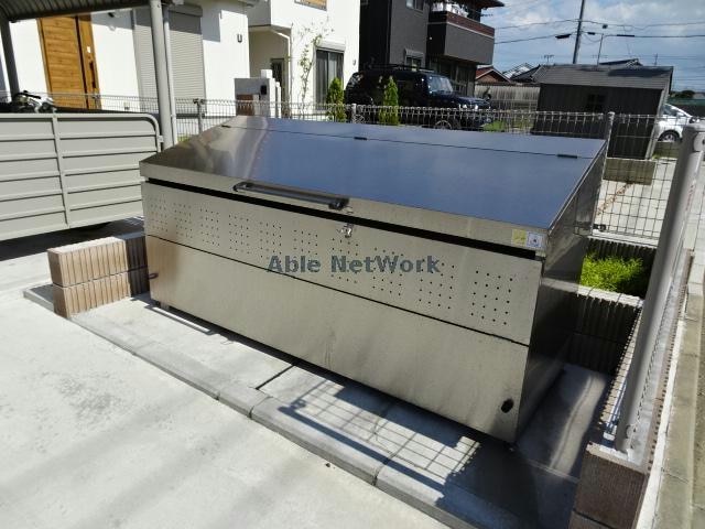 ゴミステーション リュミエールＢ