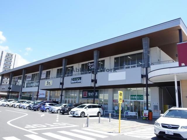 ゆりまち袖ケ浦駅前モール(ショッピングセンター/アウトレットモール)まで1237m Ball Park B