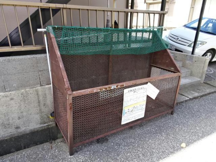  さつき台ハイツA