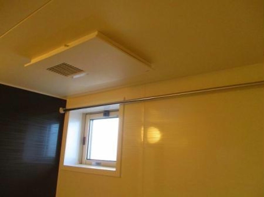  ヌーボイナリ金沢