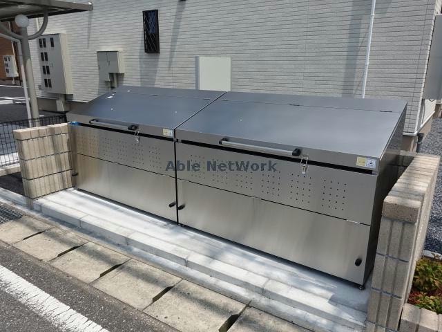 ゴミステーション メゾンドスリジェⅡ