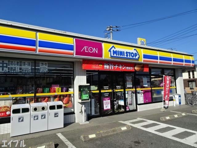 ミニストップ木更津畑沢南店(コンビニ)まで499m フォルテューヌ畑沢南