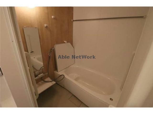  【つつこ】フリージア