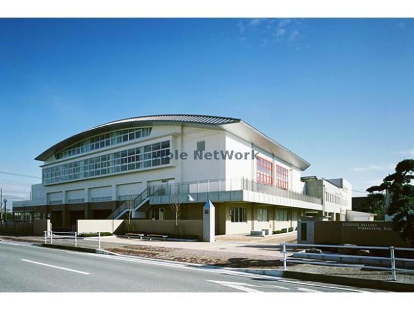 木更津市立木更津第一小学校(小学校)まで1623m ベイサイドアクアC