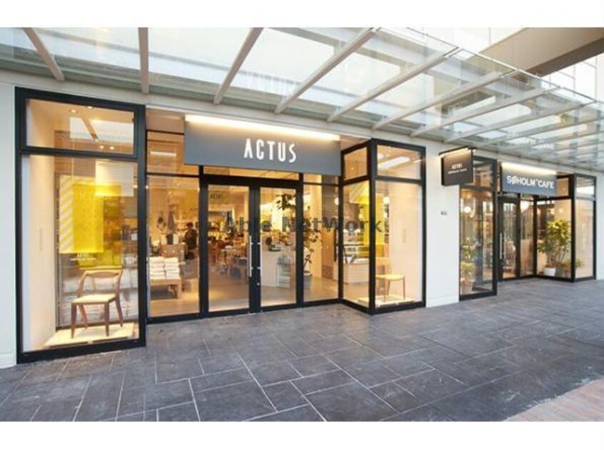 アクタスコンテナ木更津店(電気量販店/ホームセンター)まで695m D-KISARIA　EⅠ