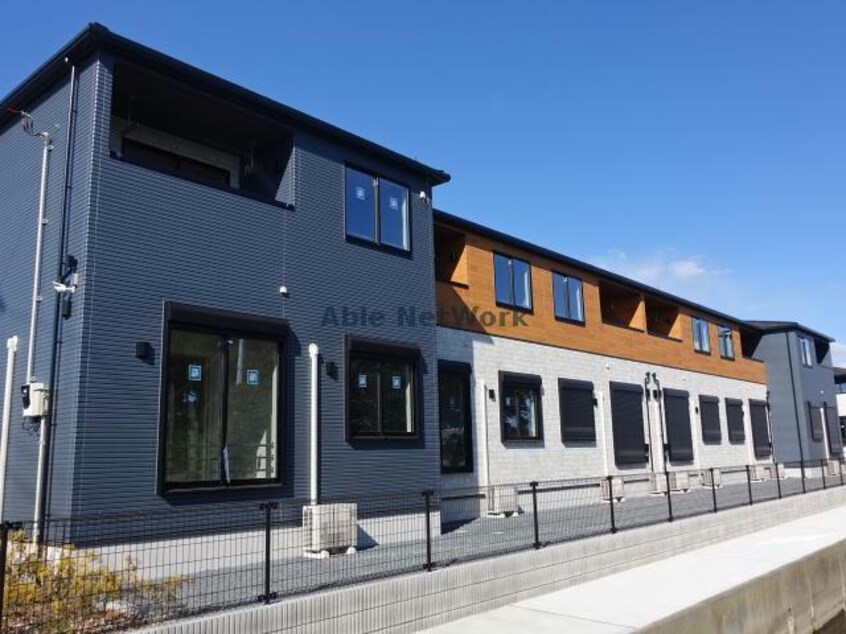  ベイサイドアクアB